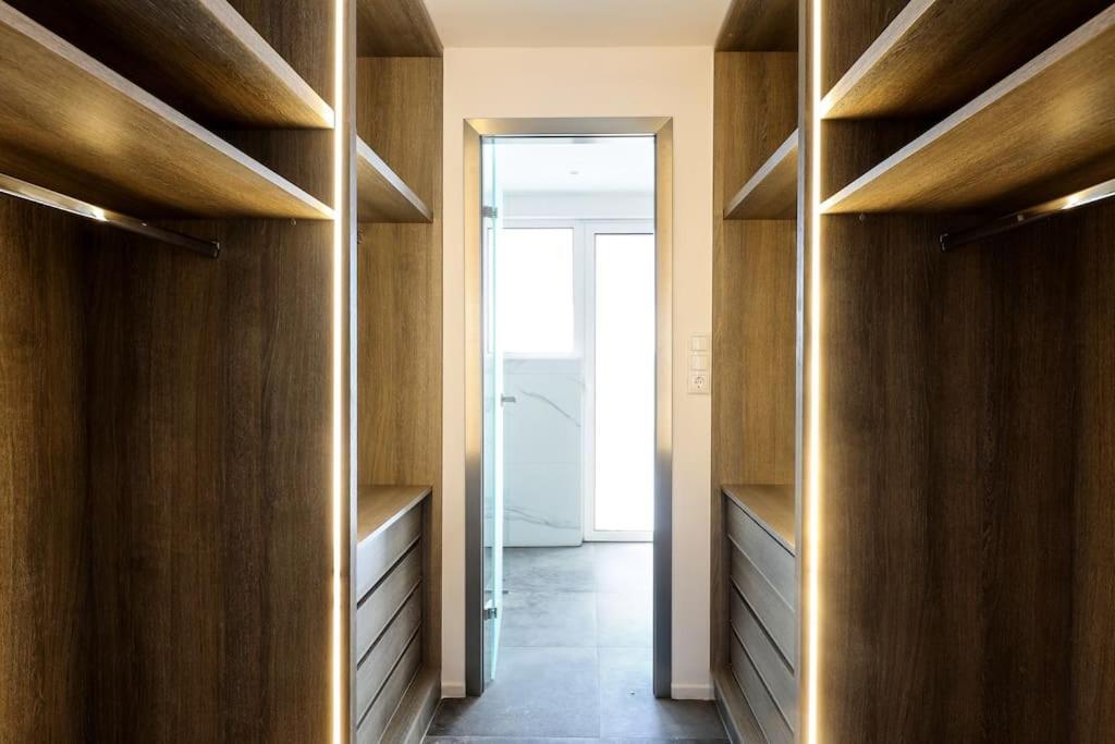 Blue Delta Apartment Palaio Faliro Athen Eksteriør billede