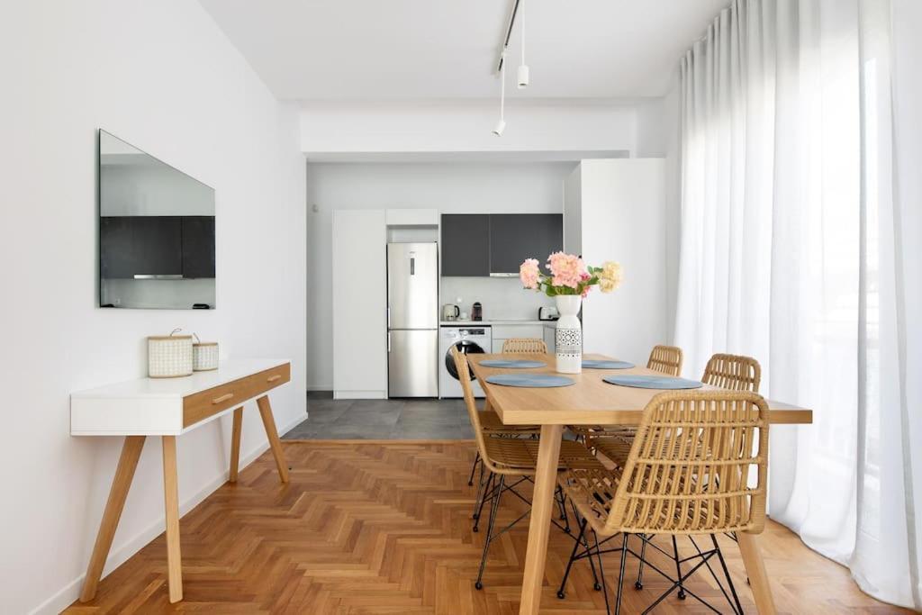 Blue Delta Apartment Palaio Faliro Athen Eksteriør billede